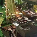 Samgakji Station 3 Seconds 4 Rooms 10 People 2 Bathrooms Namsan Tower Rooftop Barbecue Attic
