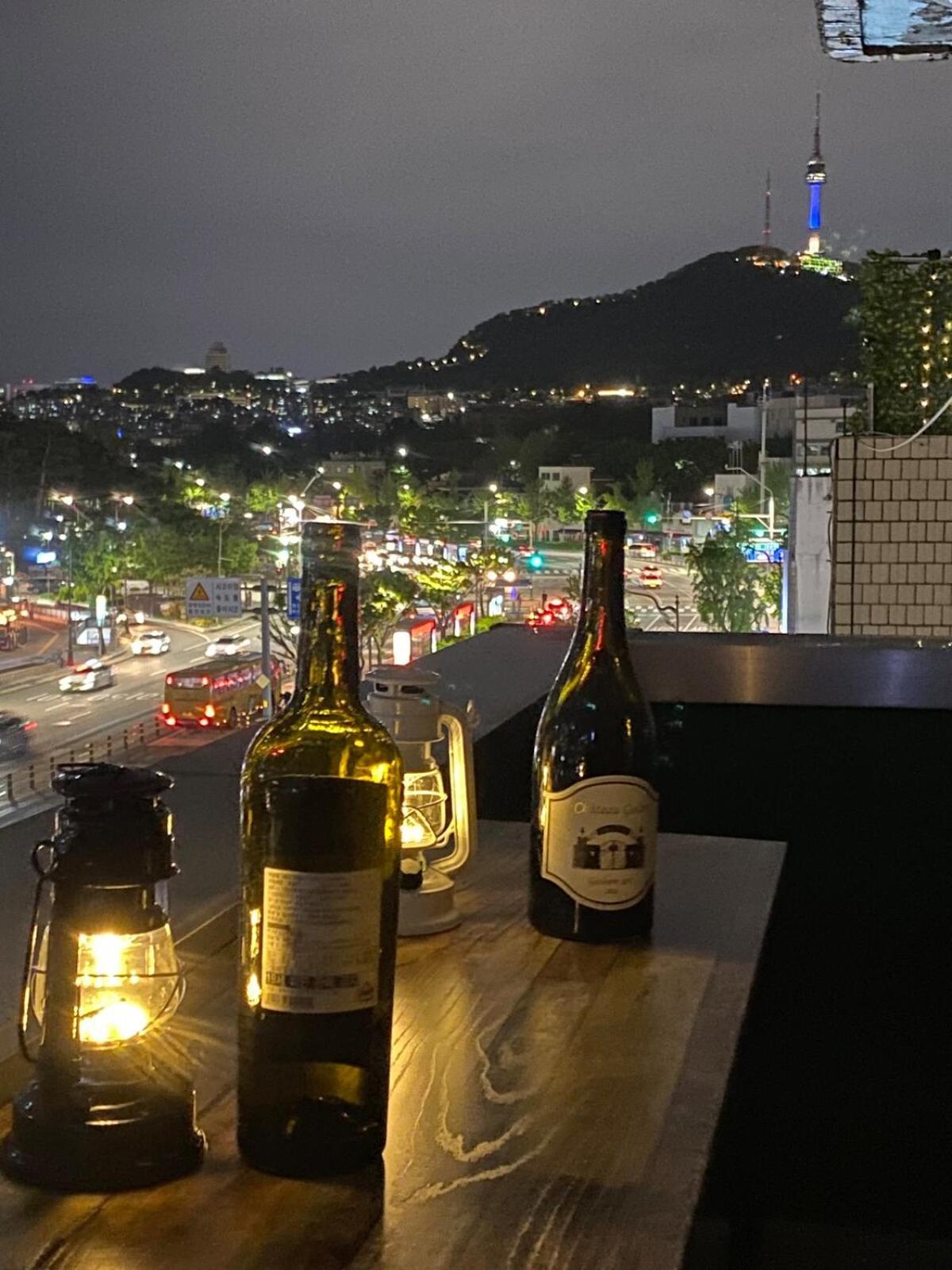 Apartment Samgakji Station 3 Seconds 4 10 People 2 Bathrooms Namsan Tower Rooftop Barbecue Attic